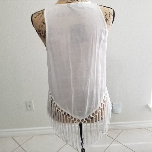 BUFFALO David Bitton embroidered tassel hem tank top sp in white - Picture 2 of 5